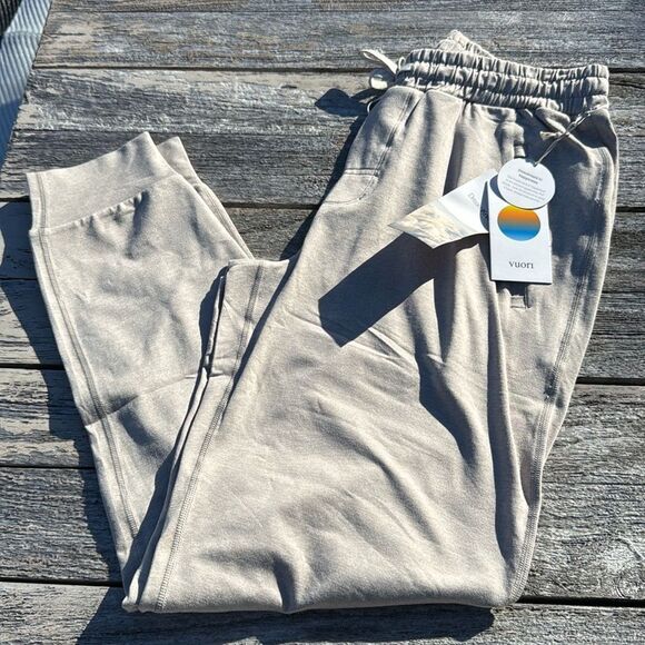 VUORI Ponto Performance Jogger Size Medium NWT Men's DreamKnit Joggers - Picture 1 of 10